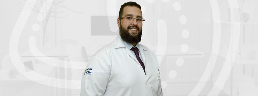 Dr. Francisco Leite dos Santos em seu consultório